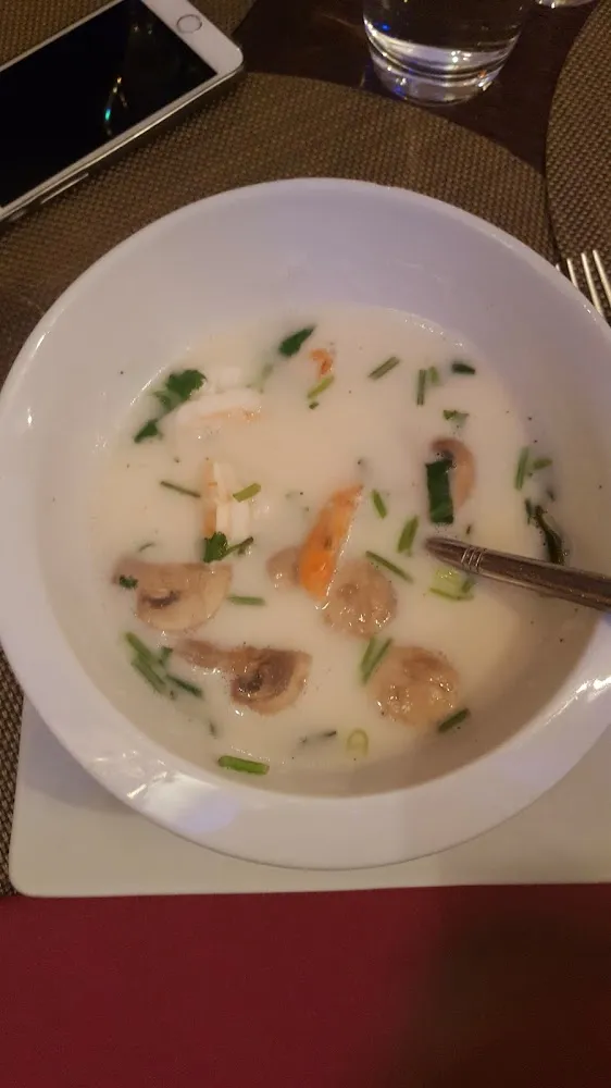 Soupe Crevettes À la Citronnelle